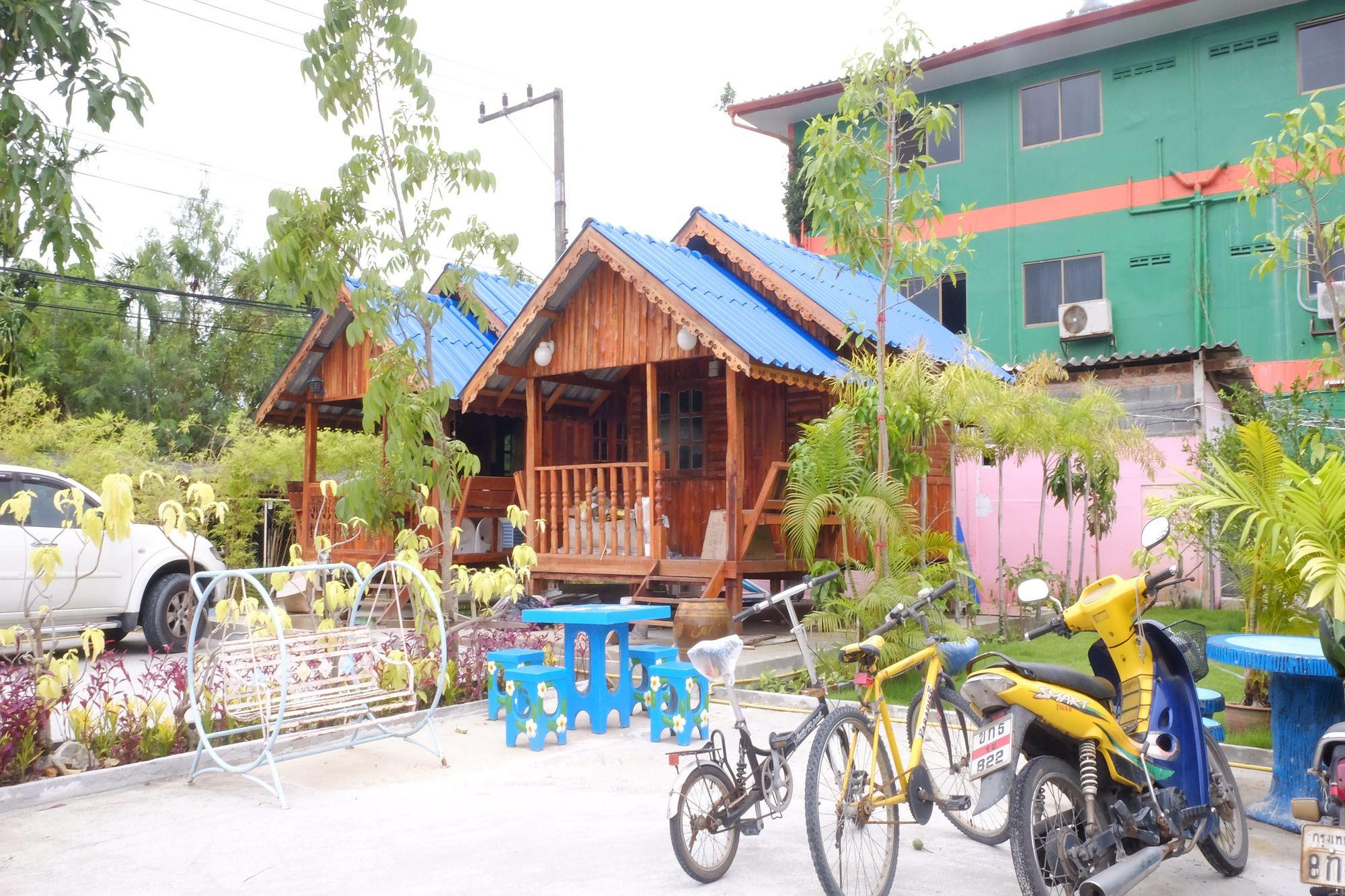Suksomjai Hotel Rayong Exterior foto